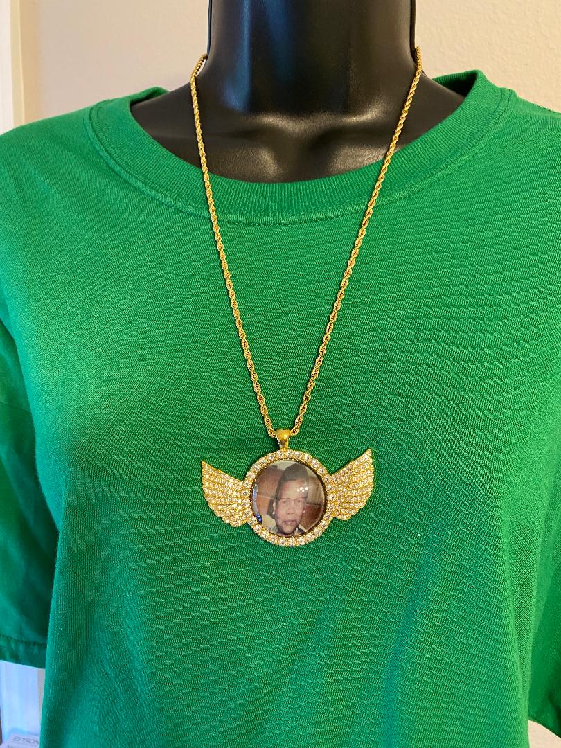 Angel Wings Necklace -short wings